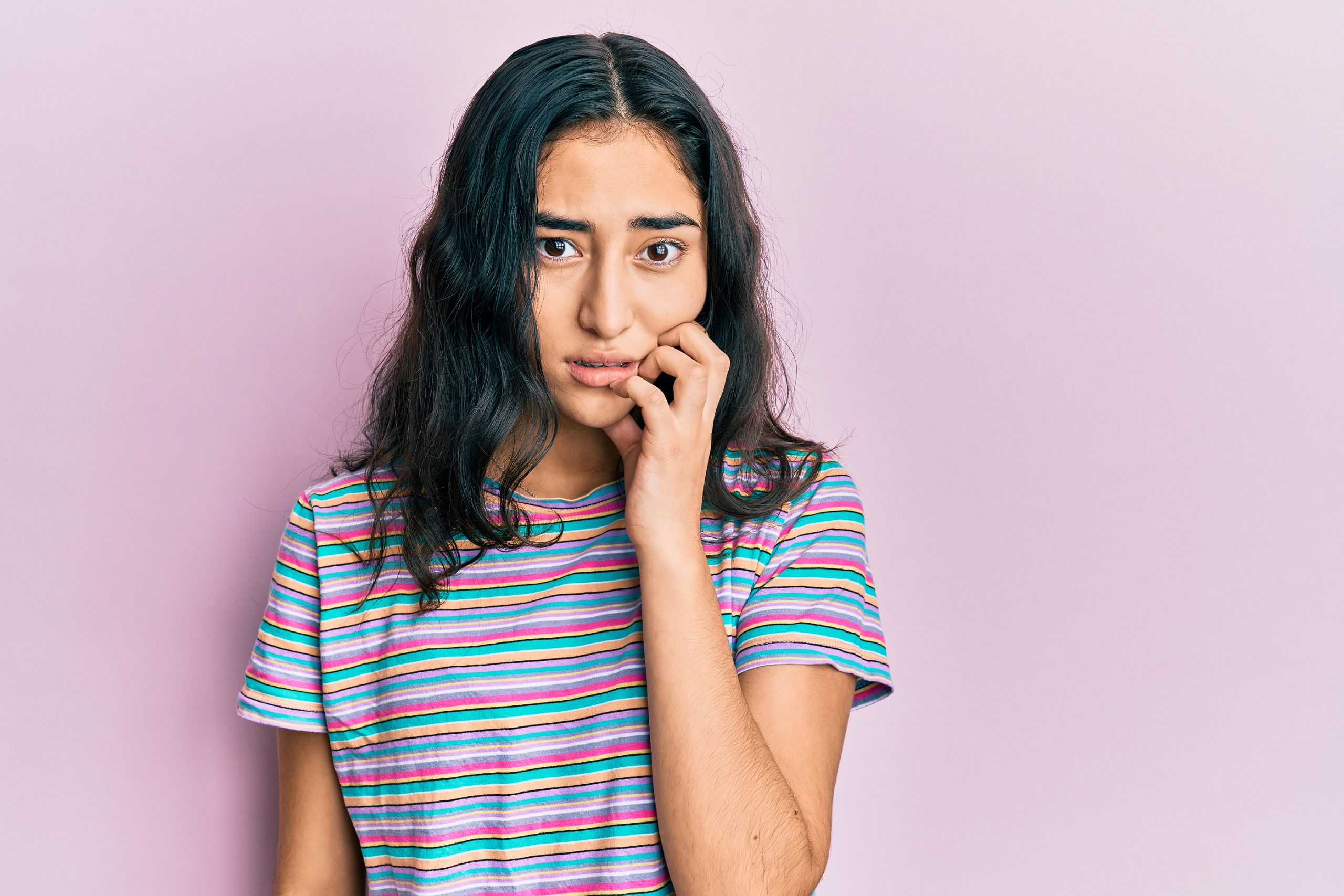 5 Habits That Damage a Smile